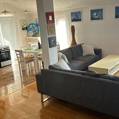 Apartment Beverly Kozino - By The Sea With Free Parking Eksteriør bilde